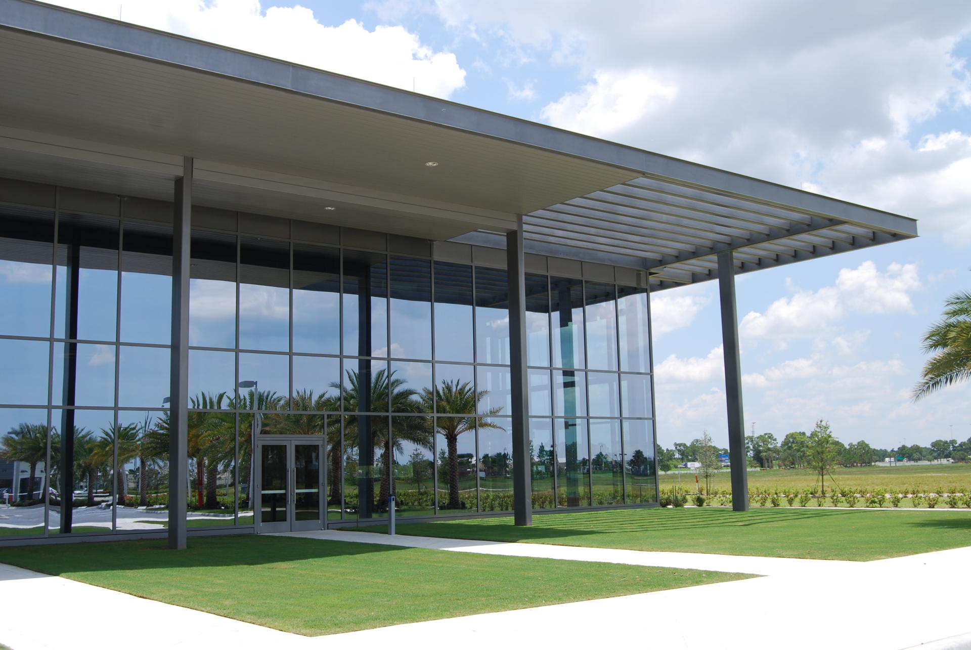 commercial construction general contractor straticon